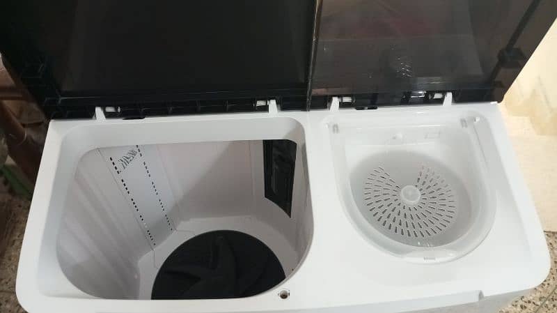 Washing Machine Available only 20 days use best quality 7