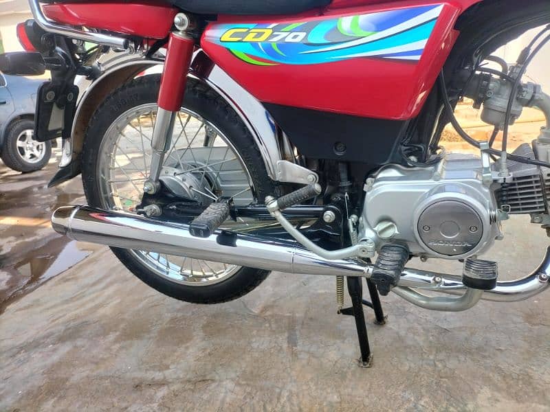 Honda CD 2024 4