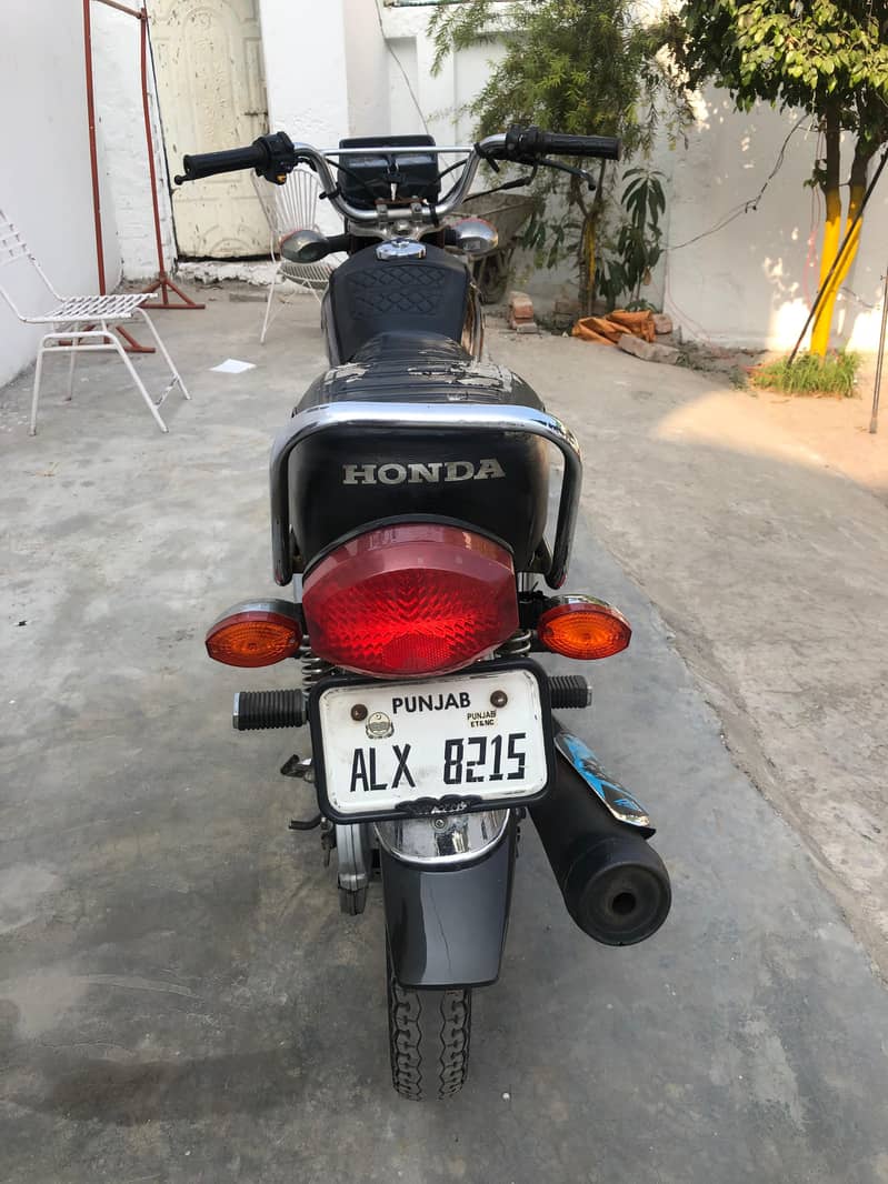 Honda CG 125 2022 5