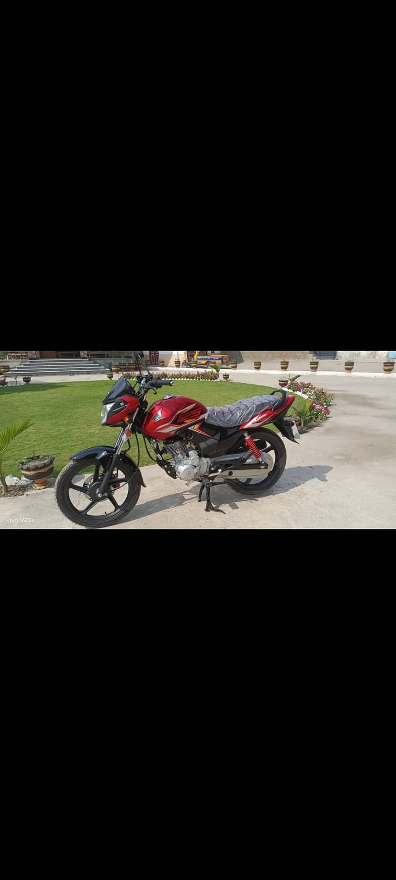 Honda CB 125F 2024 1