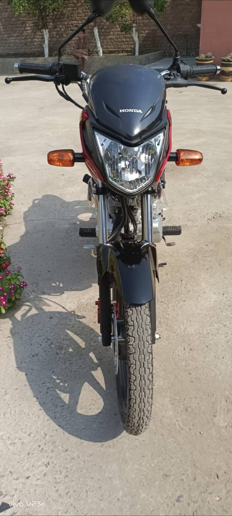 Honda CB 125F 2024 3