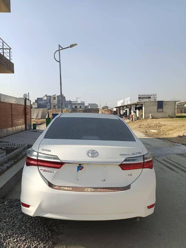 Toyota Corolla Altis 2019 3