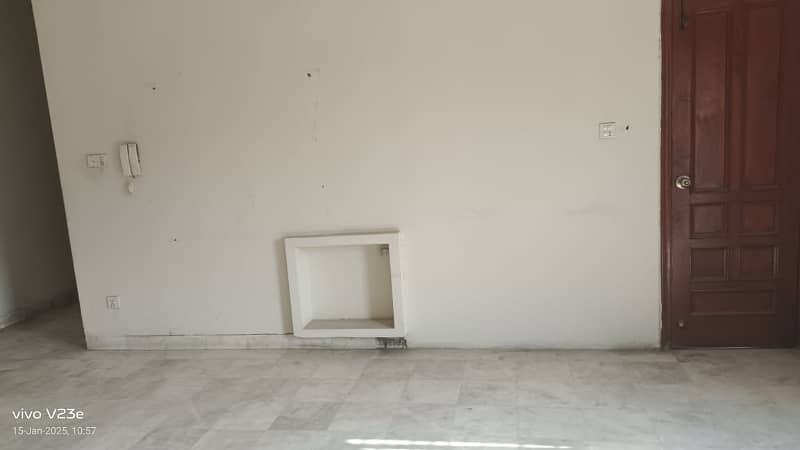 1 Kanal Separate Gate Upper Portion Is Available For Rent In Dha Phase 3 Near McDonalds Y Block 0