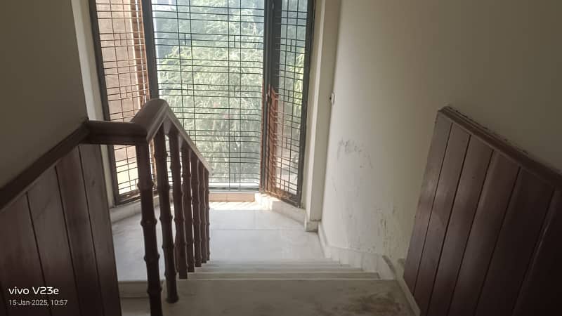 1 Kanal Separate Gate Upper Portion Is Available For Rent In Dha Phase 3 Near McDonalds Y Block 1