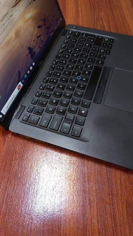 dell latitude 5400 core i7 8th gen brand new 2