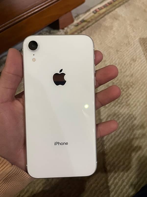 IPHONE XR 128gb PTA APPROVED 1