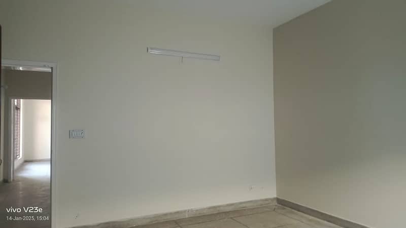 1 Kanal Upper Portion Is Available For Rent In Dha Phase 2 Near Lalik Jan Chowk 5