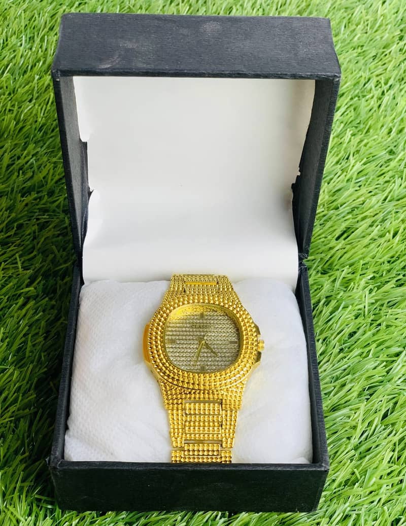 Quartz Golden Watch 0