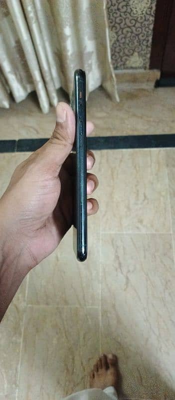 iphone 11 pro max non pta 2