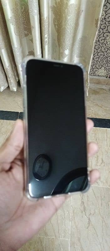 iphone 11 pro max non pta 8