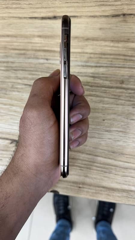 iphone xs 256 gb pta approved 1