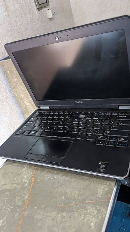 Dell Laptop phone mobile exchange motorcycle CD70 3