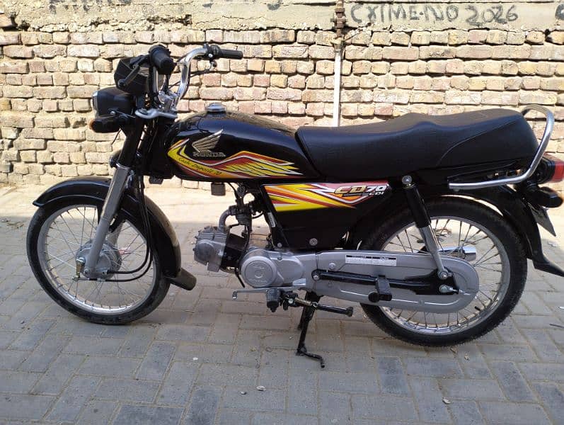 HONDA CD70 BIKE 5