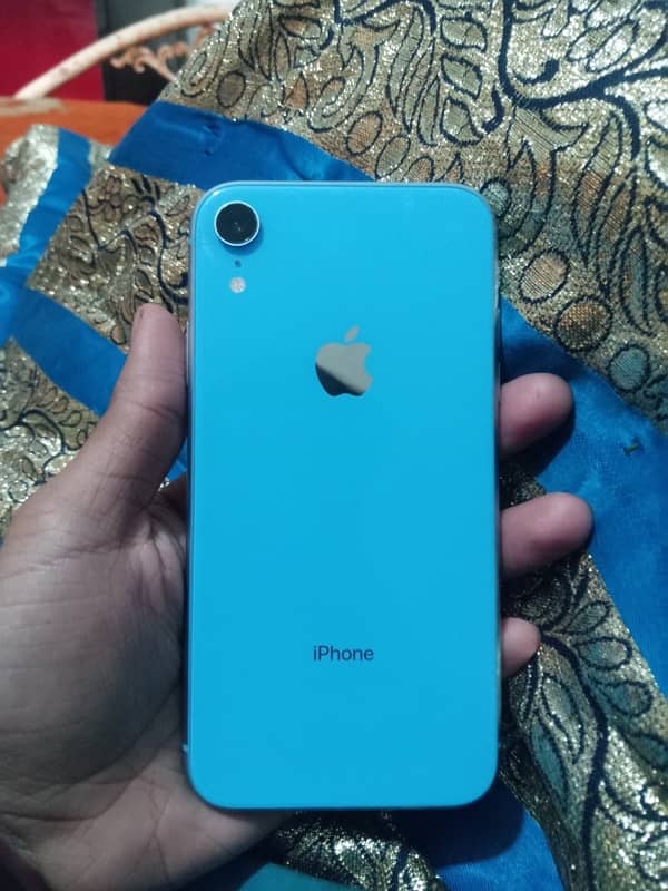 iphone XR WATER PACK 10/10 condition 3