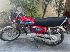 HONDA 125 Model 24 10/10 condition