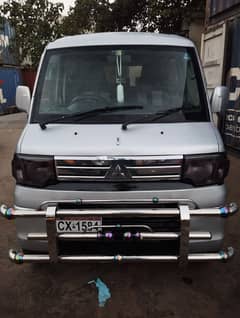 Mitsubishi Minicab Bravo 2012