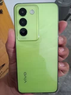 vivo y100 brand new condition 10/10 full box full warranty