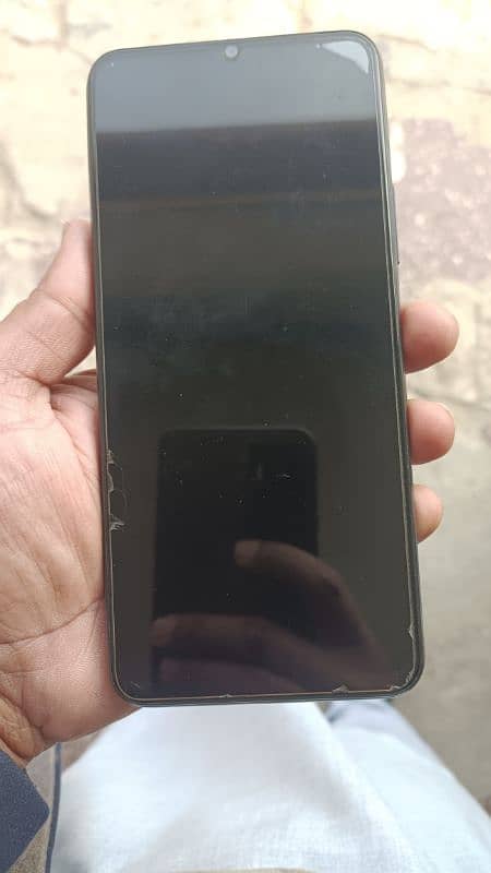 vivo y31 4 GB ram 128 memory condition 9 by 10 0