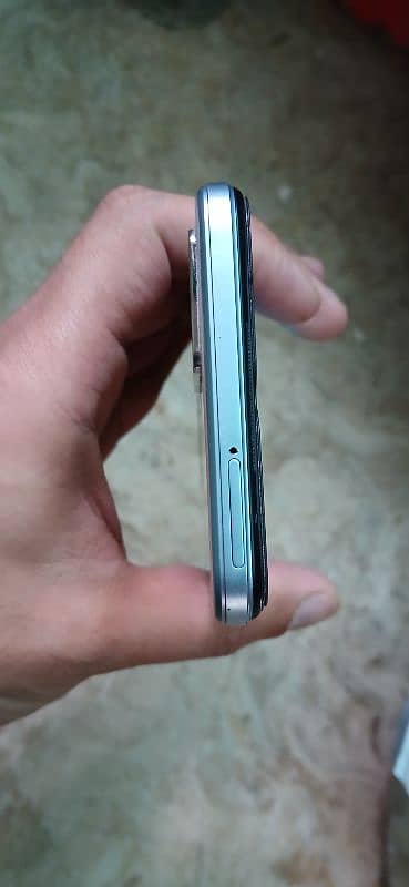 Vivo Y21 PTA blocked 4/64 One Handed used 4