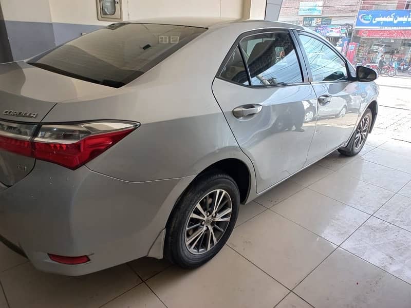 Toyota Corolla GLI 2018 Auto Gar vale hay 10