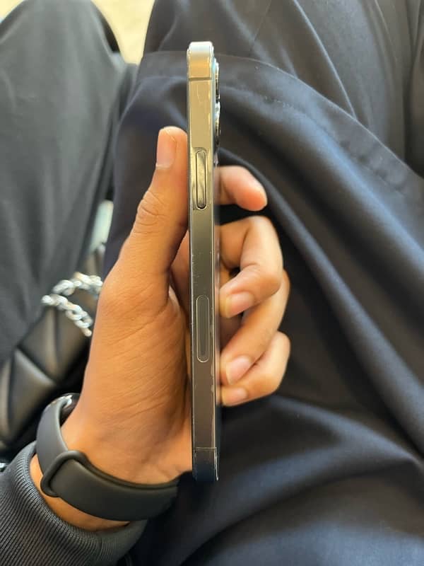 iphone 12 pro 256gb jv non pta 3