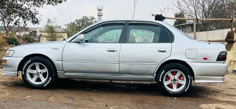 Toyota Corolla 2.0 D 2001 6