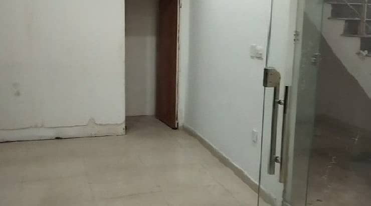 4 Marla Basment Office For Rent In DHA Phase 1,Block K, Lahore. 5