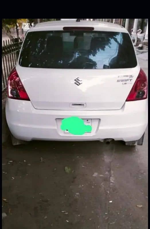 Suzuki Swift 2011 3