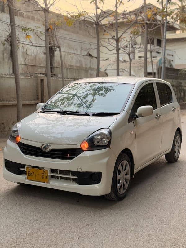 Daihatsu Mira 2014 2