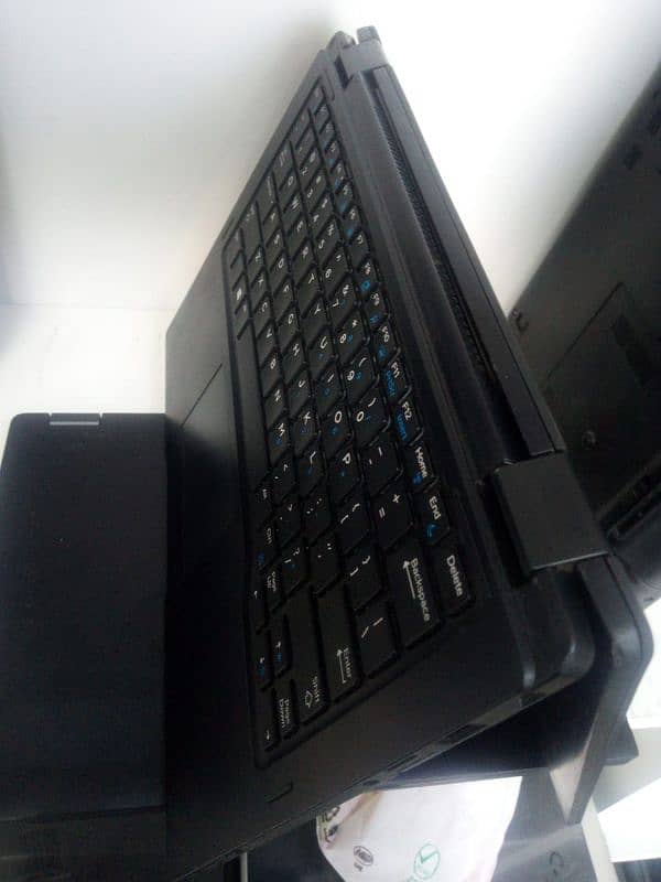 Dell Latitude 5280 I7-8th gen 360 touch Laptop Available for Sale 3