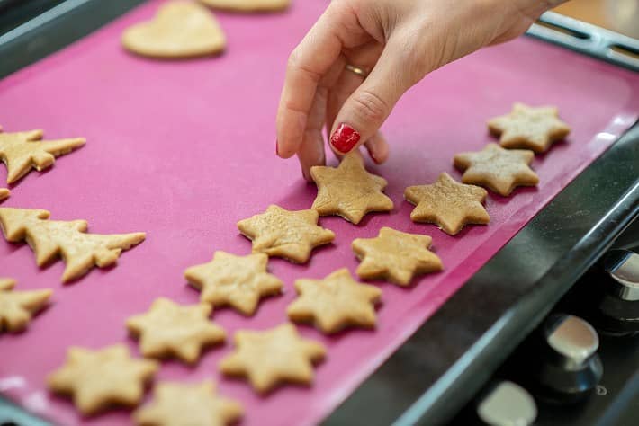 Silicone Baking Mat for Kneading Dough & Baking Tasks Free Delivery 18