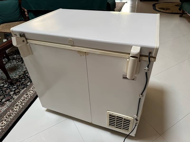 Waves Freezer For Sale |  Freezer For Sale 1