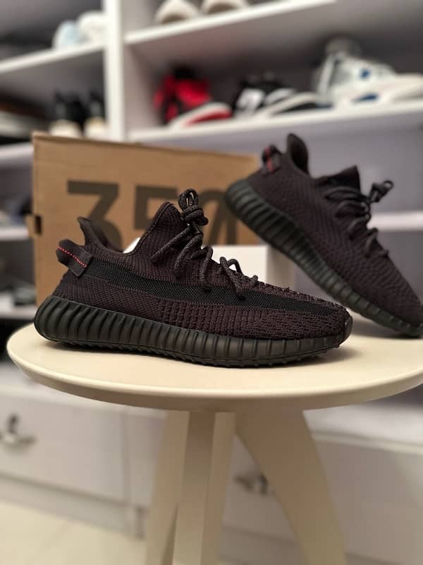 adidas Yeezys boost 350  v2 onyx color 1