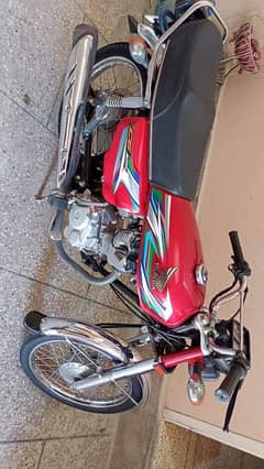 Honda 125 for sale in Karachi - 2023 model - only 198,000