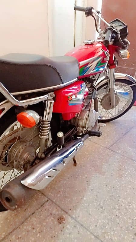 Honda 125 for sale in Karachi - 2023 model - only 198,000 2