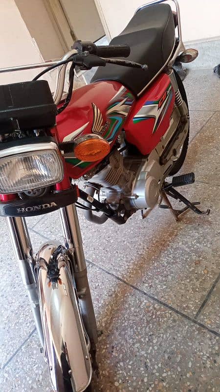 Honda 125 for sale in Karachi - 2023 model - only 198,000 3