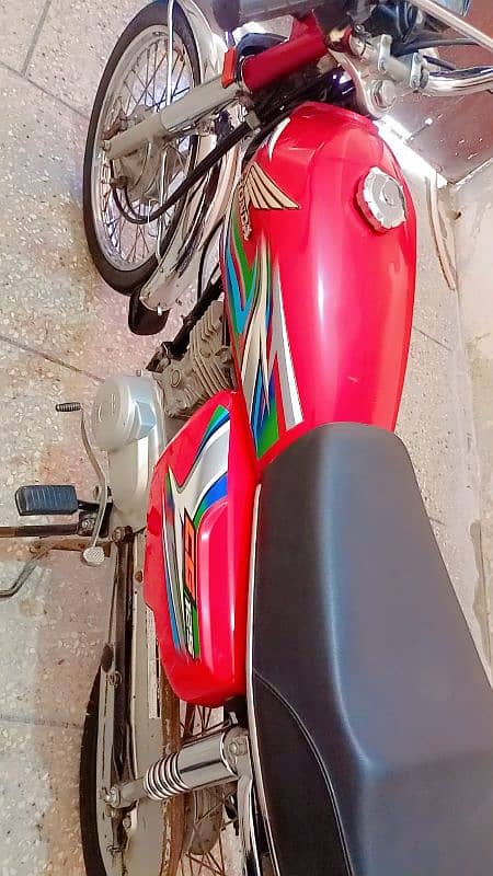 Honda 125 for sale in Karachi - 2023 model - only 198,000 5