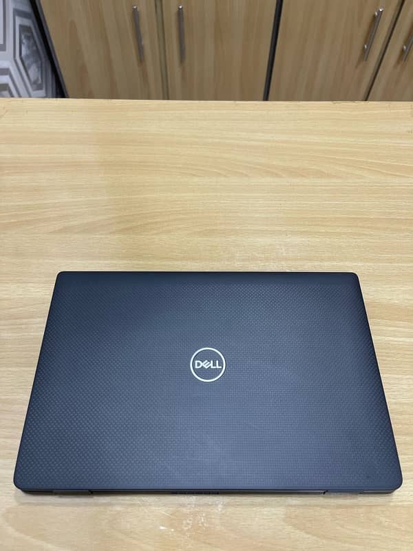 Dell latitude 7320|Core i5-11th Gen|16GB RAM|256GB SSD|13.3” FHD 1