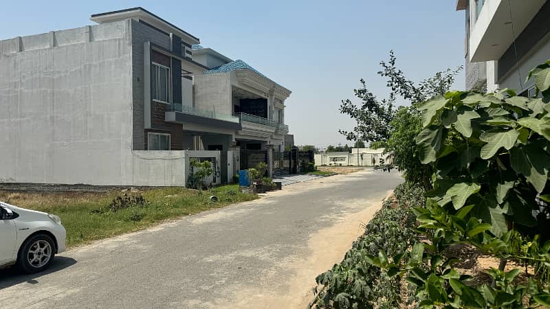 10 Marla HOUSE For SALE In DC Colony Bolan Block 2