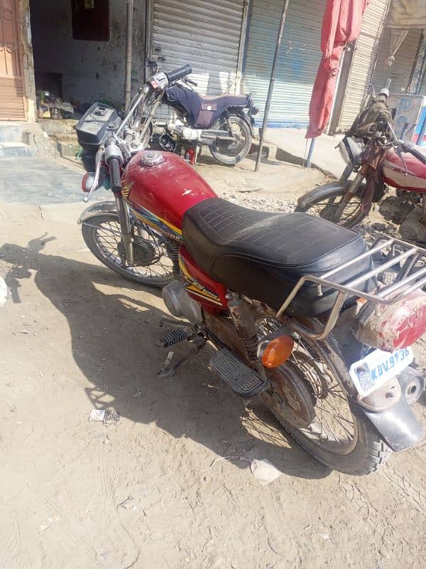 Honda 125  Model 2008 Reg 2010 5