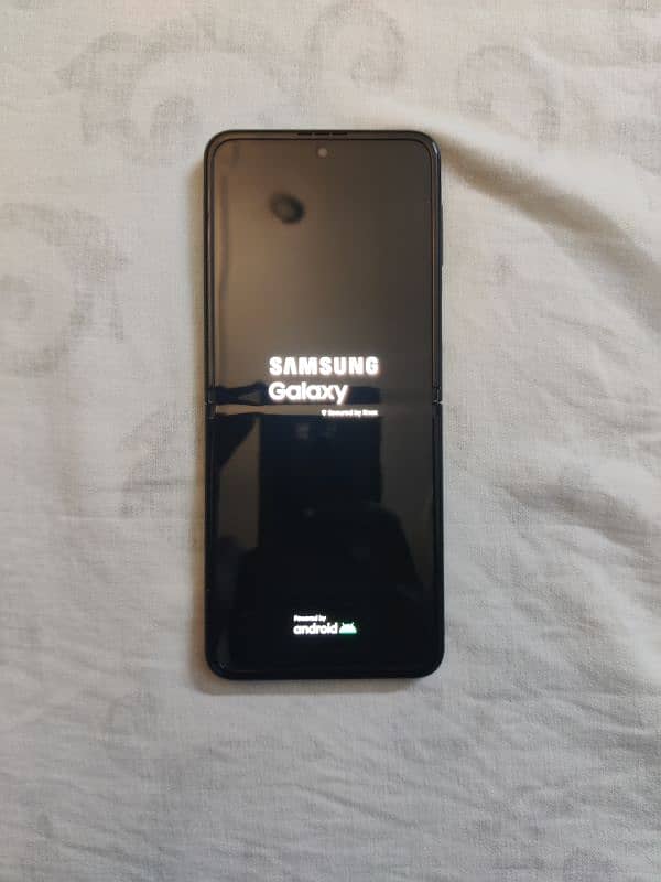 Samsung Galaxy Z Flip 3 5G Non-PTA 1