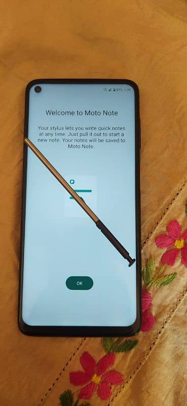 Motorola g stylus 2021 with pen 2