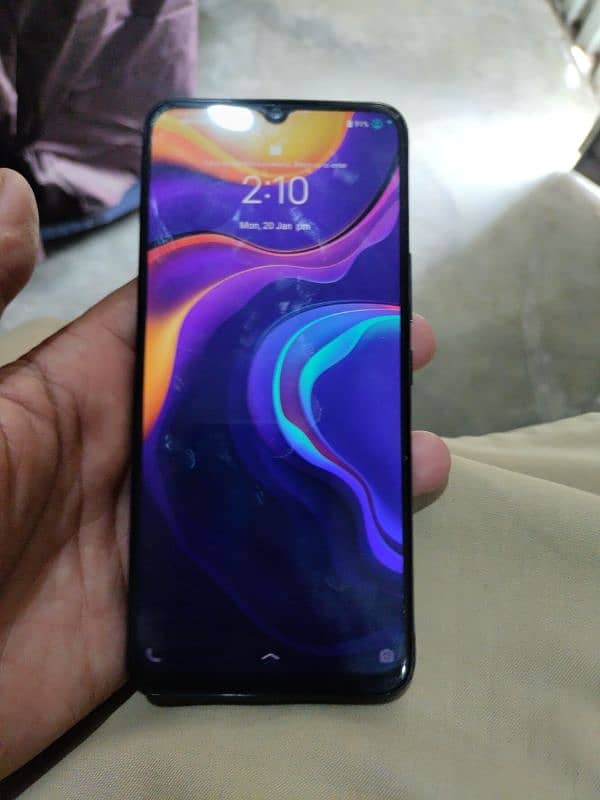 Vivo v20 SE 8/128 gb 18