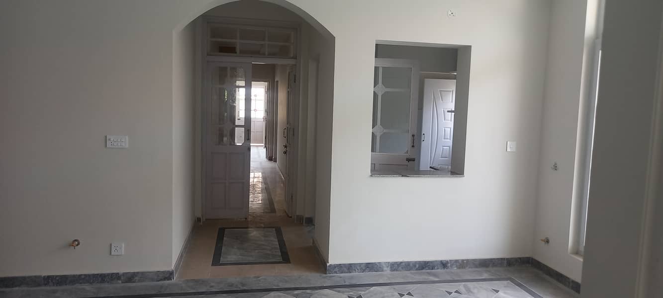 Exquisite Brand New Upper Portion of House for Rent in F-15/1 (JKCHS) 4