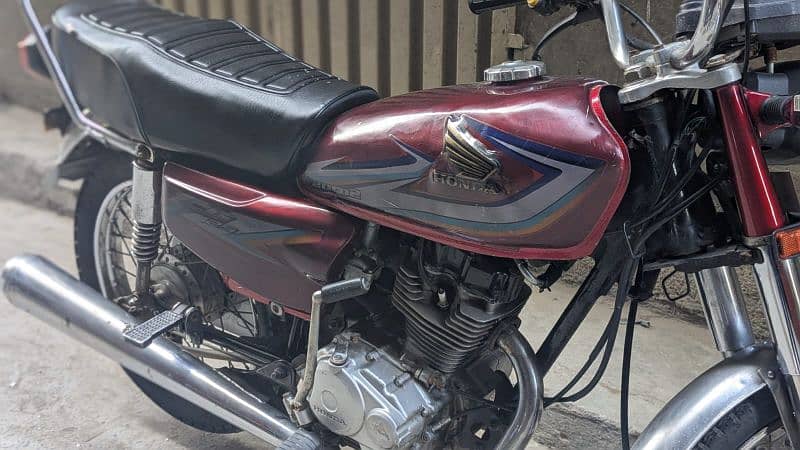 Honda CG 125 2013 model 1st hand home used bike for sale 2