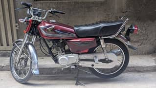 Honda CG 125 2013 model 1st hand home used bike for sale