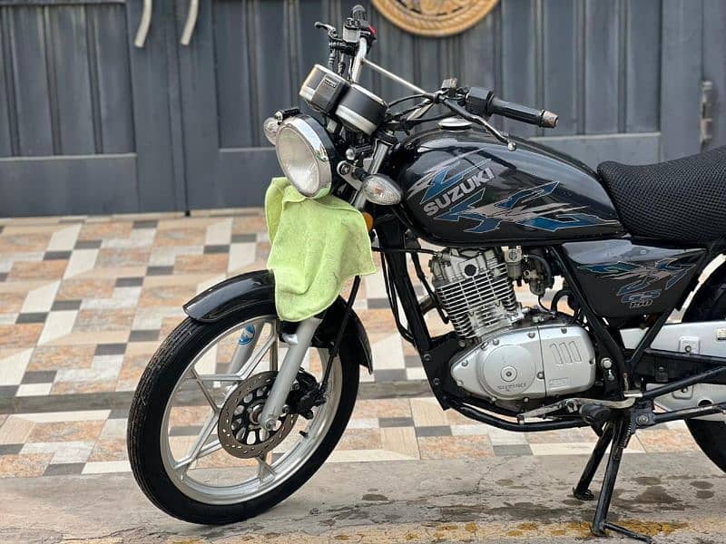 Suzuki GS 150 SE For Sale 1