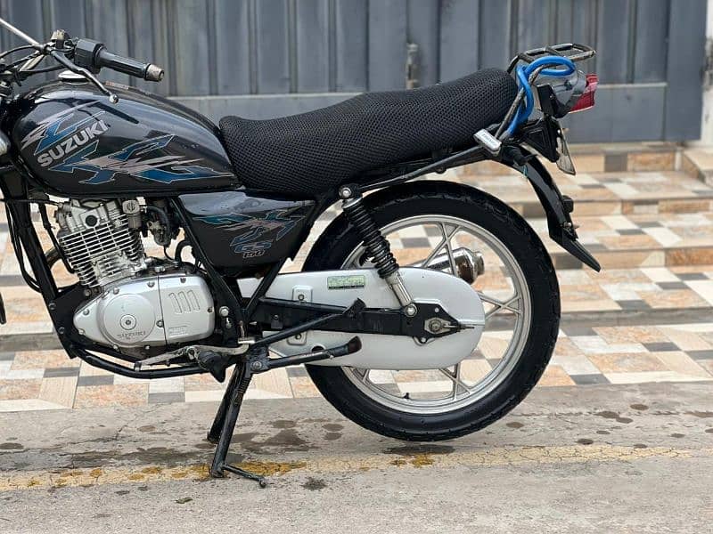 Suzuki GS 150 SE For Sale 2