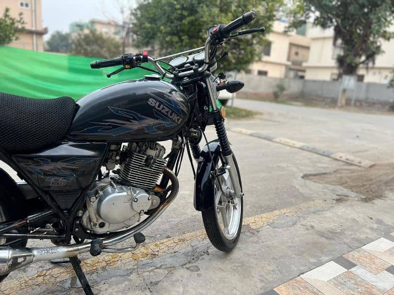 Suzuki GS 150 SE For Sale 5