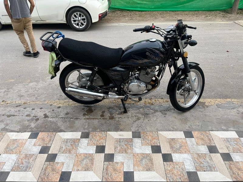 Suzuki GS 150 SE For Sale 8